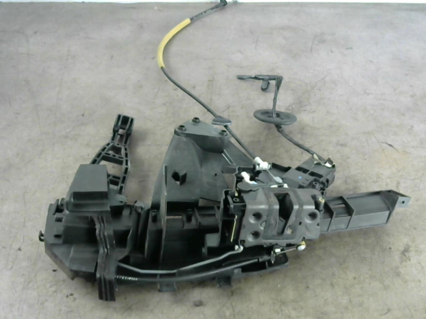 Serrure avant gauche FORD C-MAX 1 PHASE 1 Diesel - 1