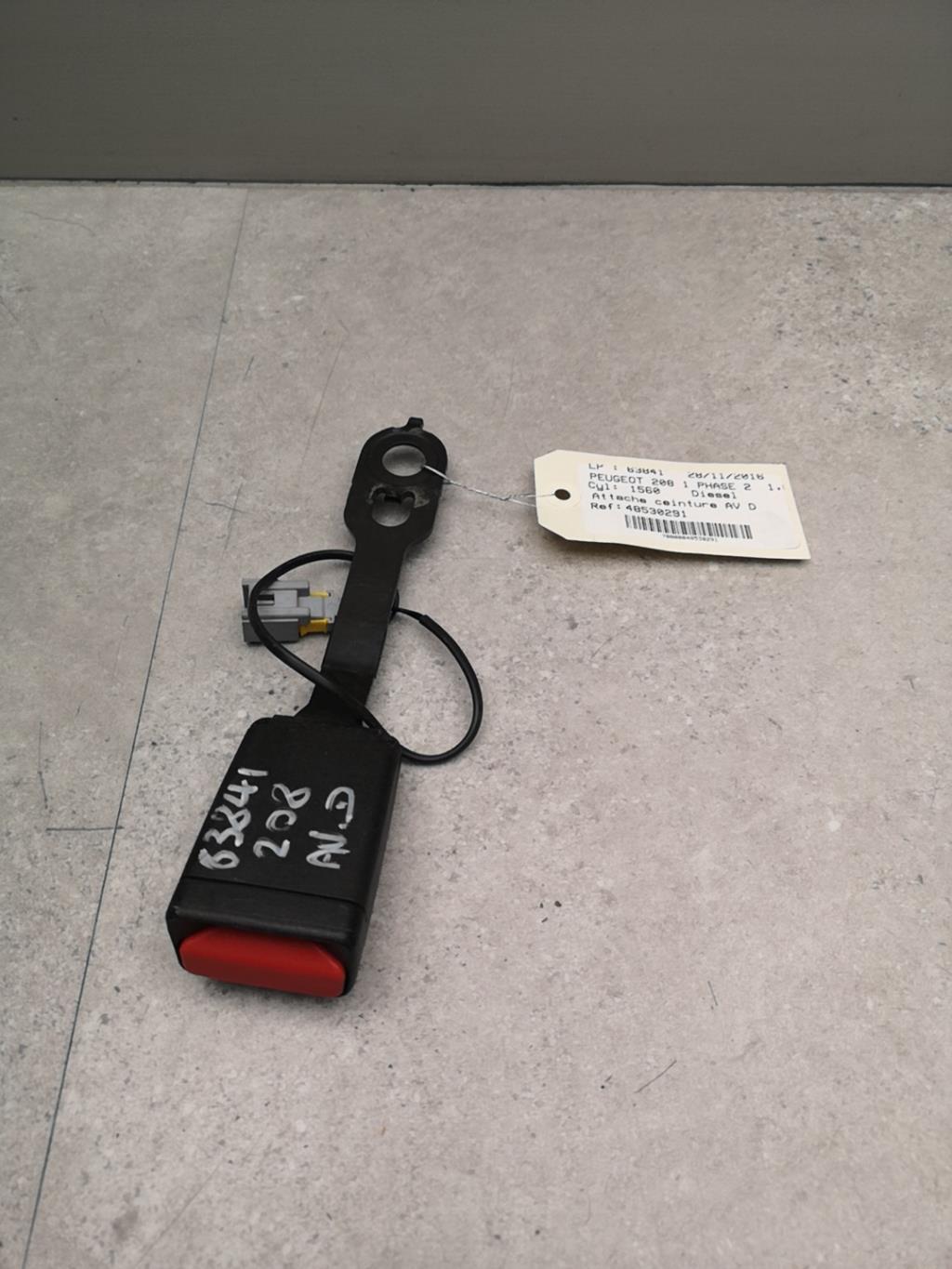 Aggancio cintura sicurezza anteriore destro PEUGEOT 208 1 PHASE 2 Diésel - 1