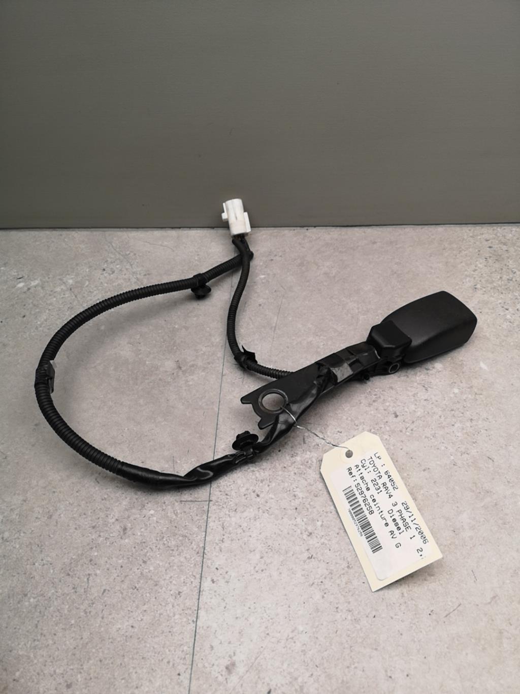 Aggancio cintura sicurezza anteriore sinistro TOYOTA RAV4 3 PHASE 1 Diésel - 1
