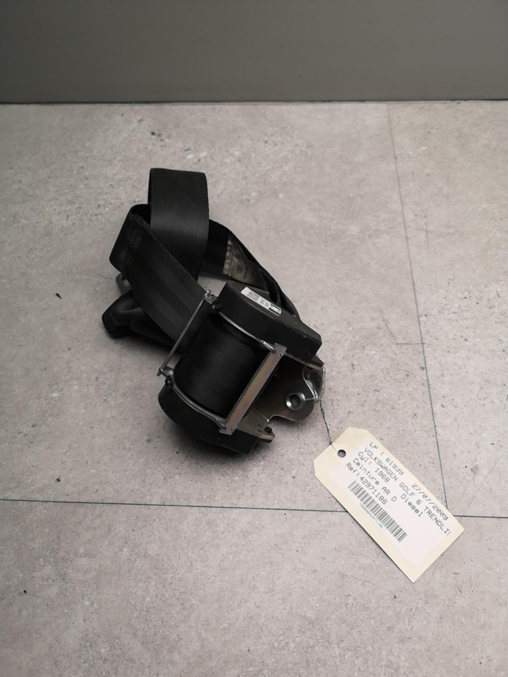 Cintura di sicurezza posteriore destra VOLKSWAGEN GOLF 6 Diésel - 1