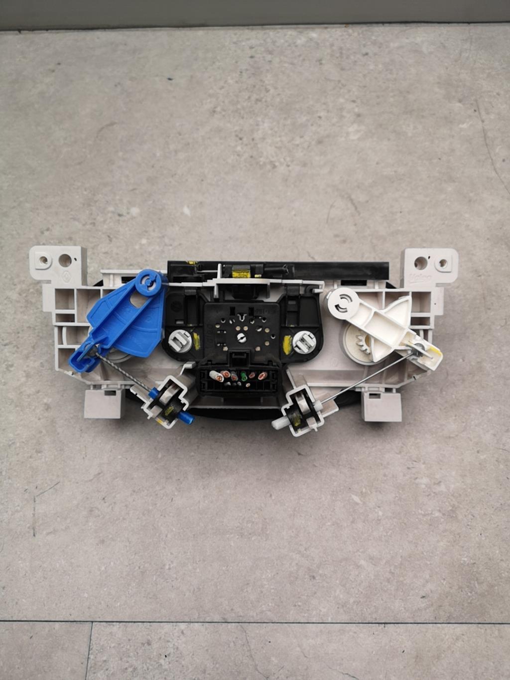 Commande chauffage DACIA DUSTER 1 PHASE 1  - 1