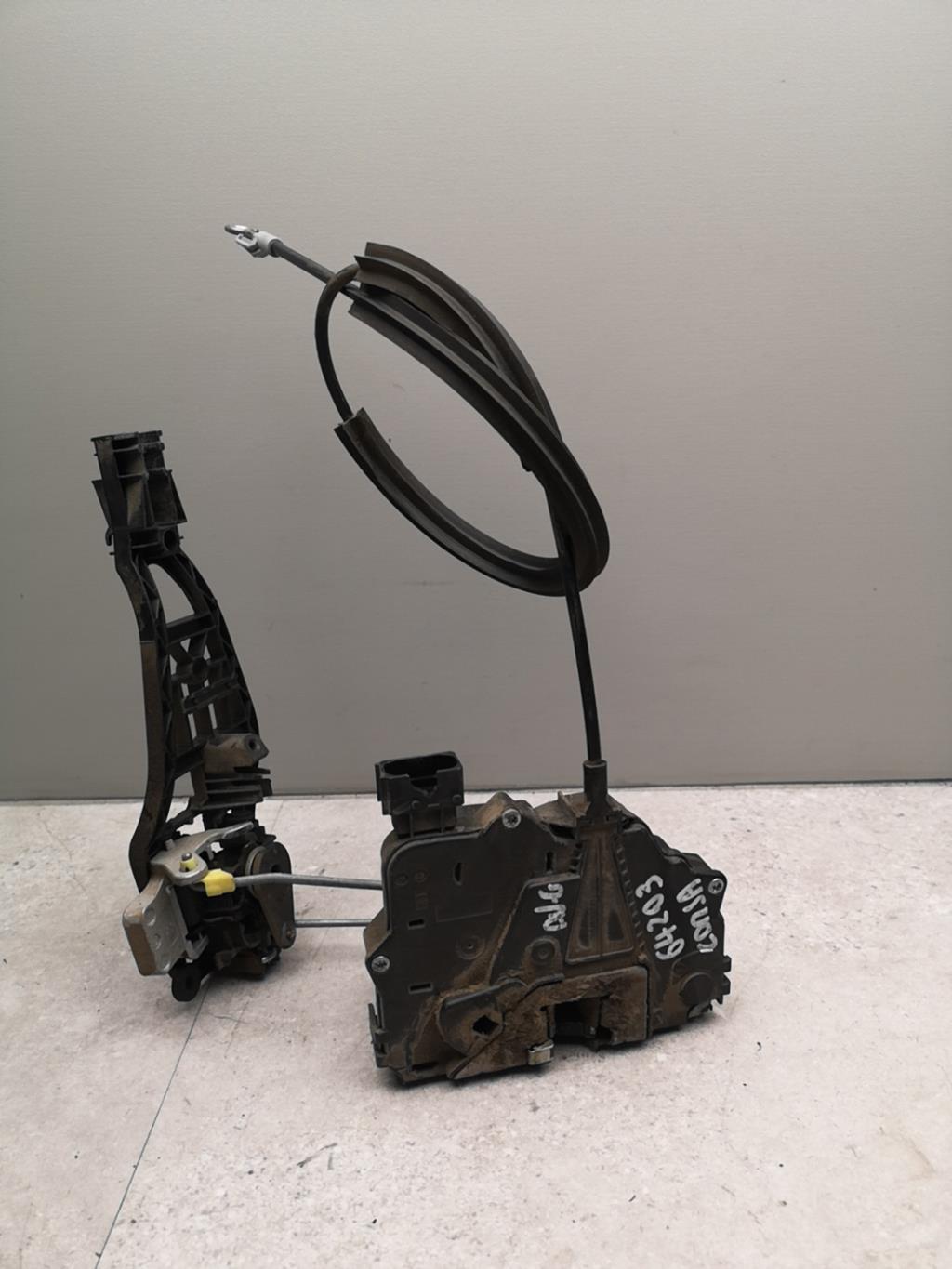 Serrure avant gauche OPEL CORSA D PHASE 1 Diesel - 1