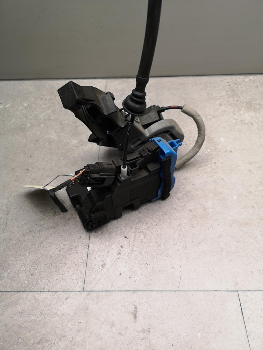 Serrure arriere droit KIA CEE-D 2 PHASE 2 Diesel - 1