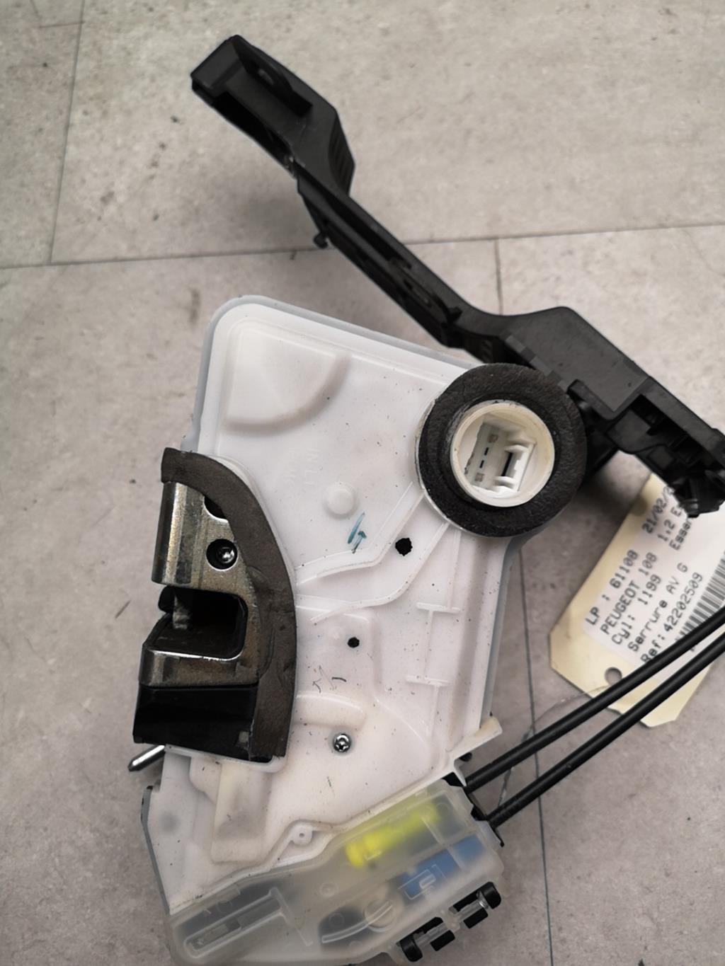 Serratura anteriore sinistra PEUGEOT 108 Gasolina - 1