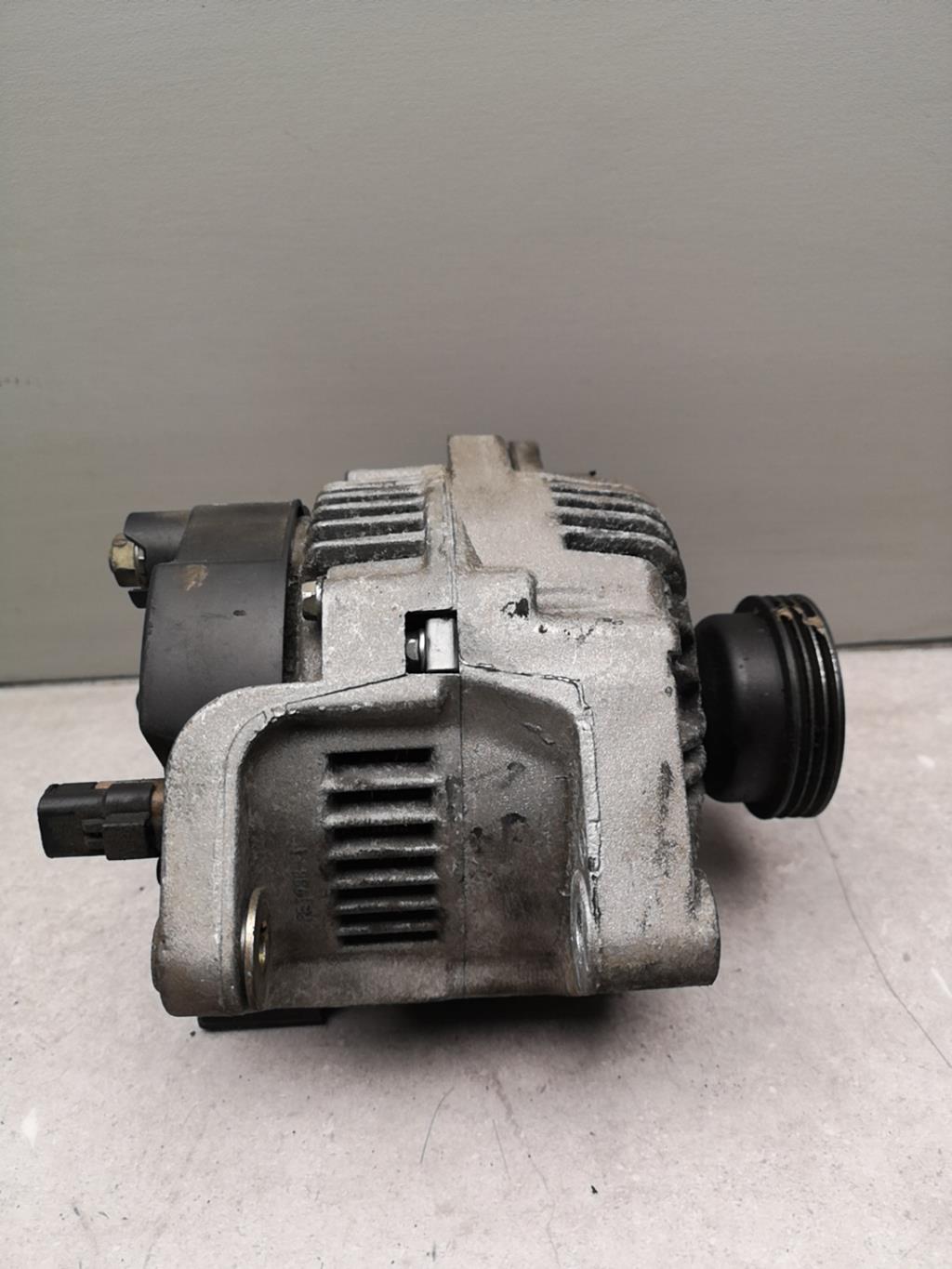 Alternateur RENAULT CLIO 2 PHASE 1 Essence - 1