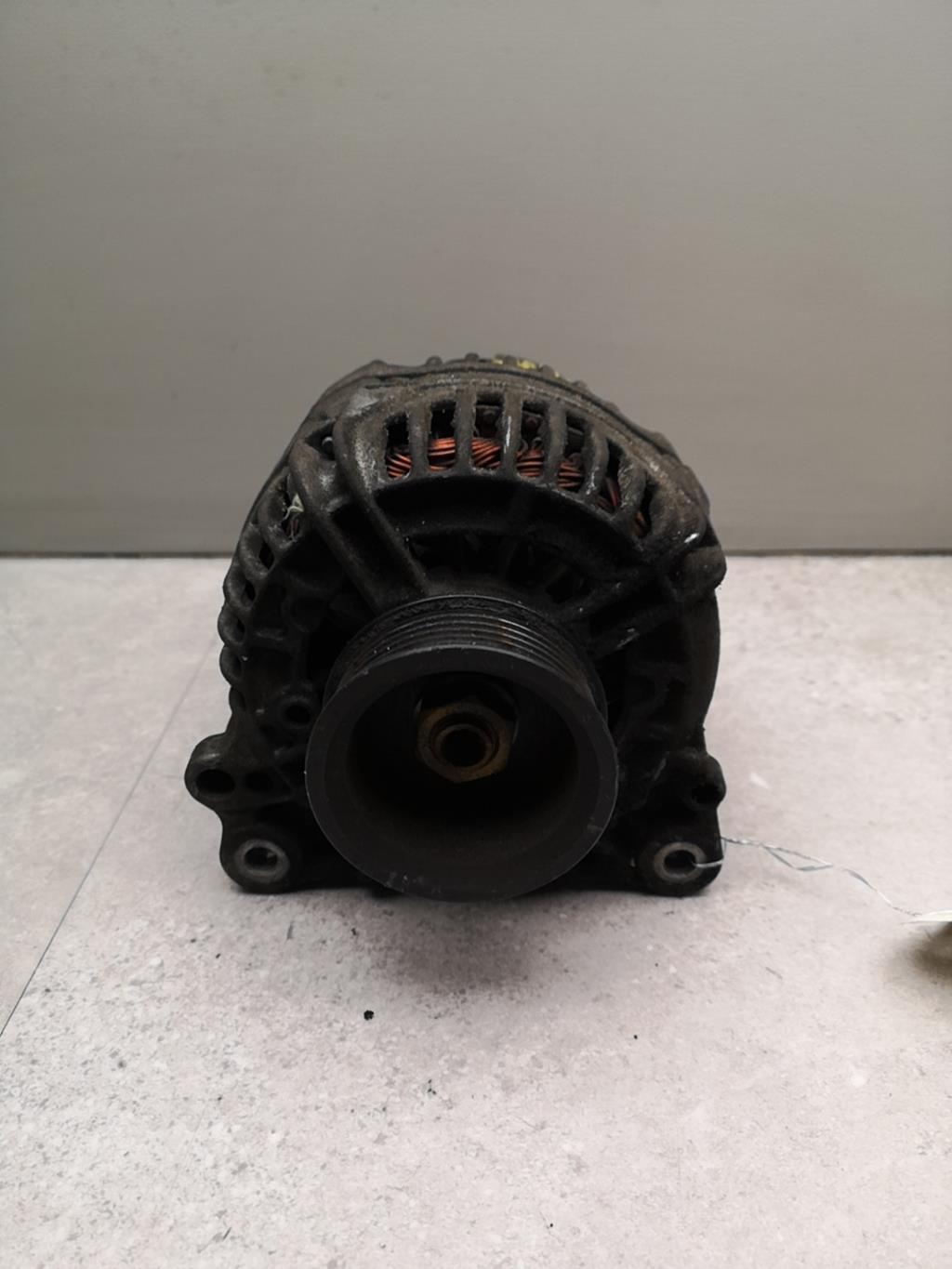 Alternatore VOLKSWAGEN TRANSPORTER 4 PHASE 2 Diésel - 1