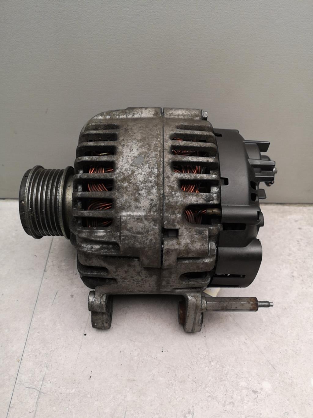 Alternatore VOLKSWAGEN GOLF PLUS PHASE 1 Diésel - 1