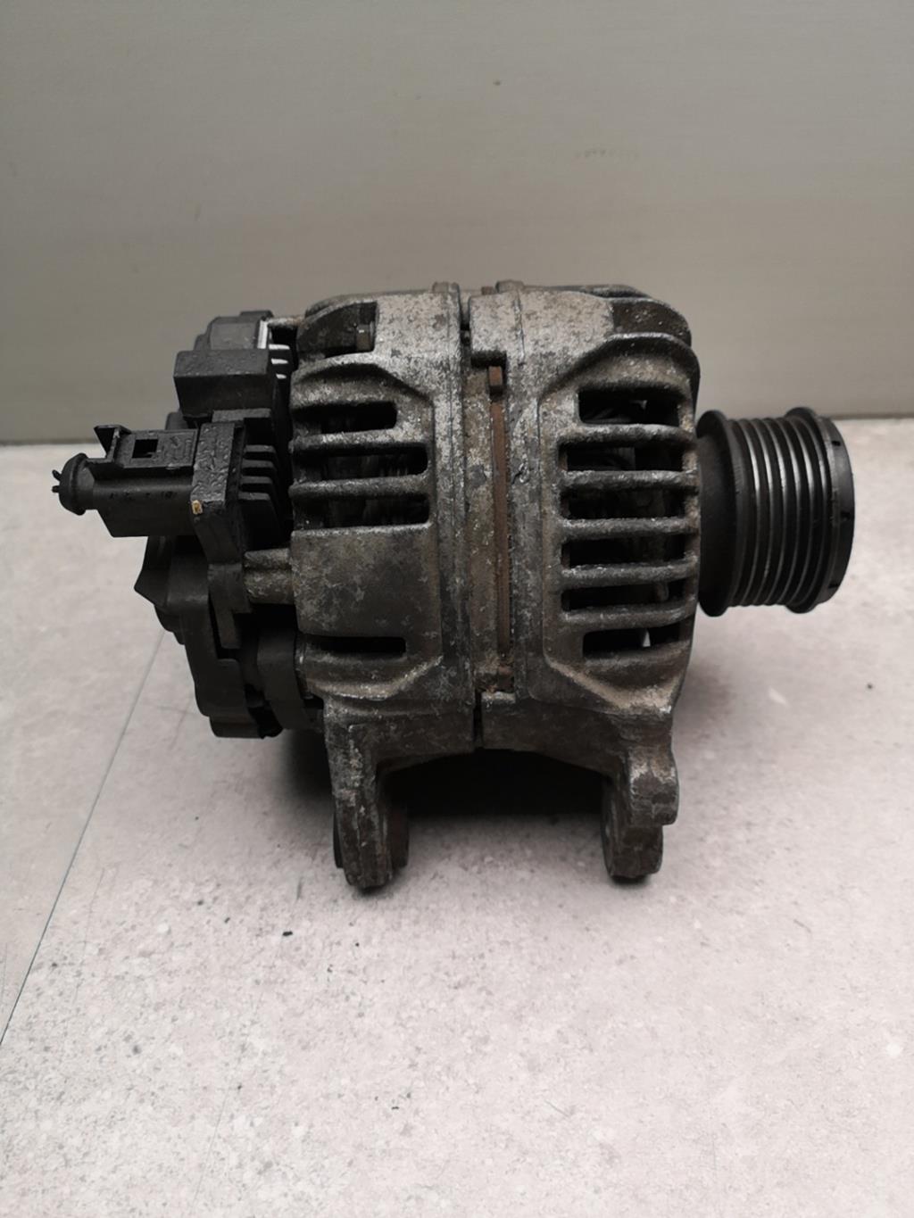 Alternatore VOLKSWAGEN POLO 3 PHASE 2 Diésel - 1