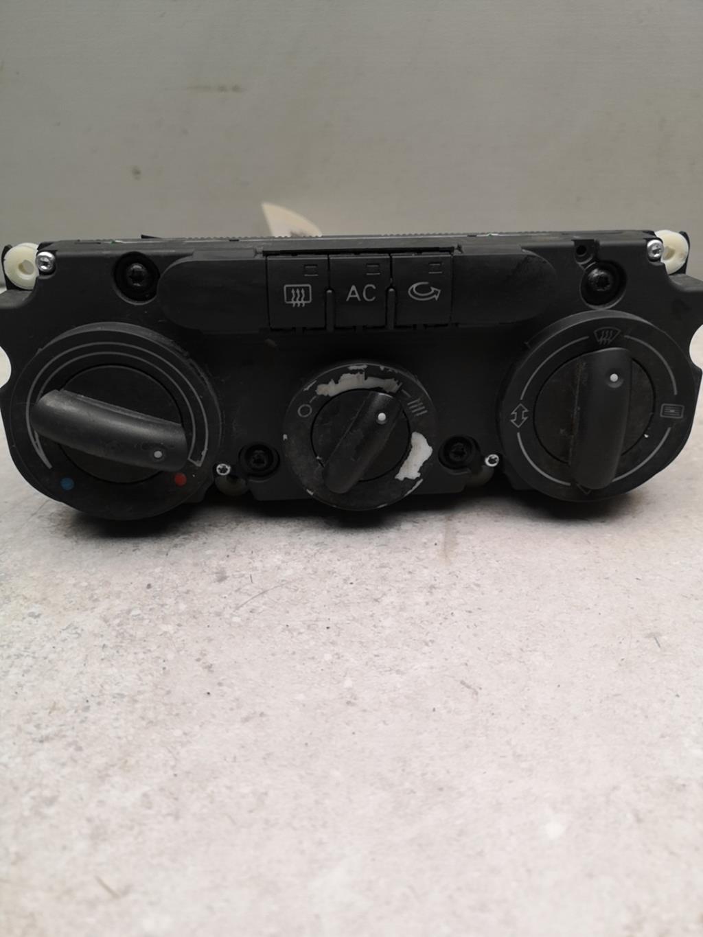 Commande chauffage AUDI A3 2 PHASE 1 Diesel - 1