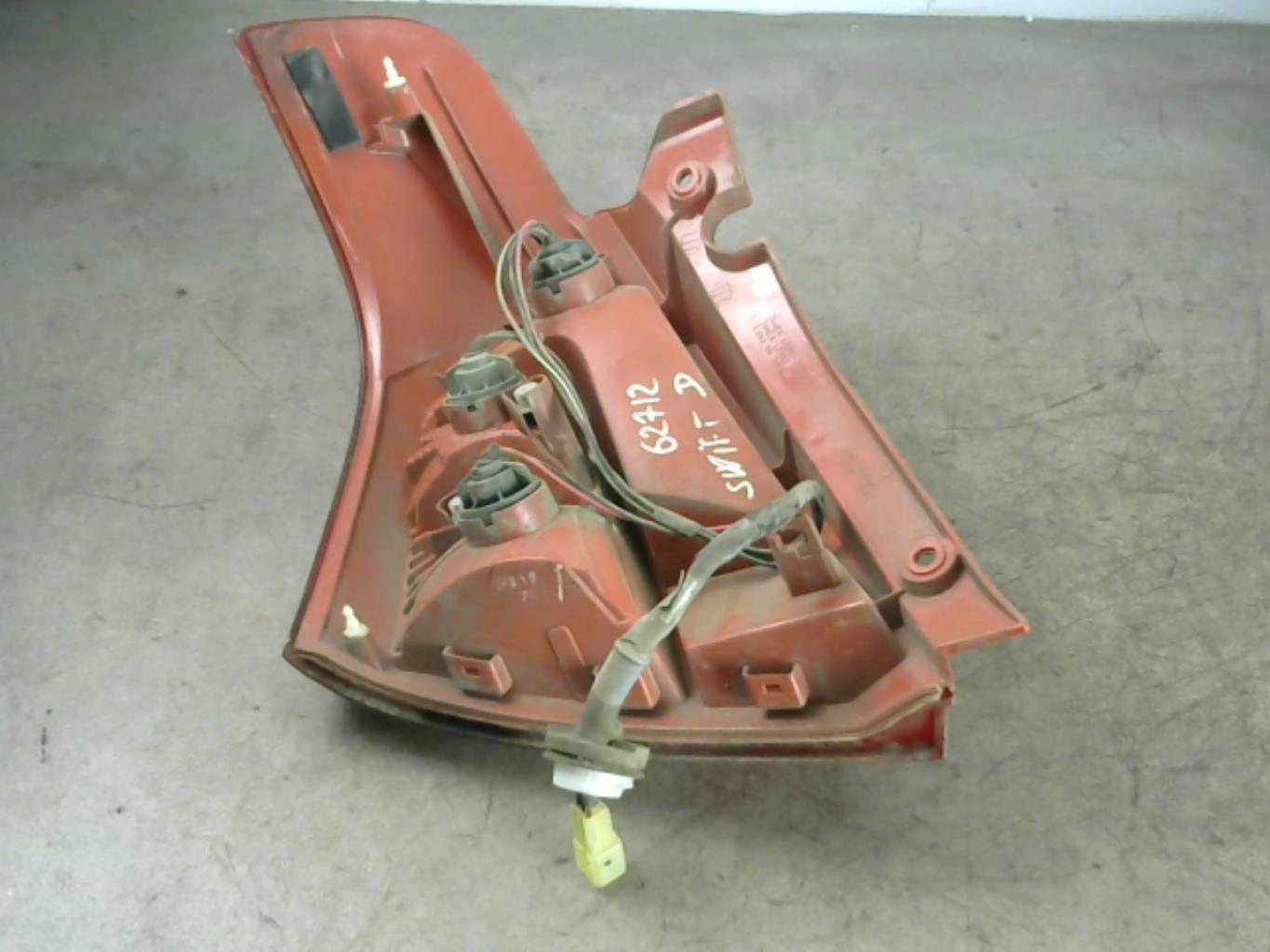 Fanale posteriore principale destro (luci) SUZUKI SWIFT 3 Gasolina - 1