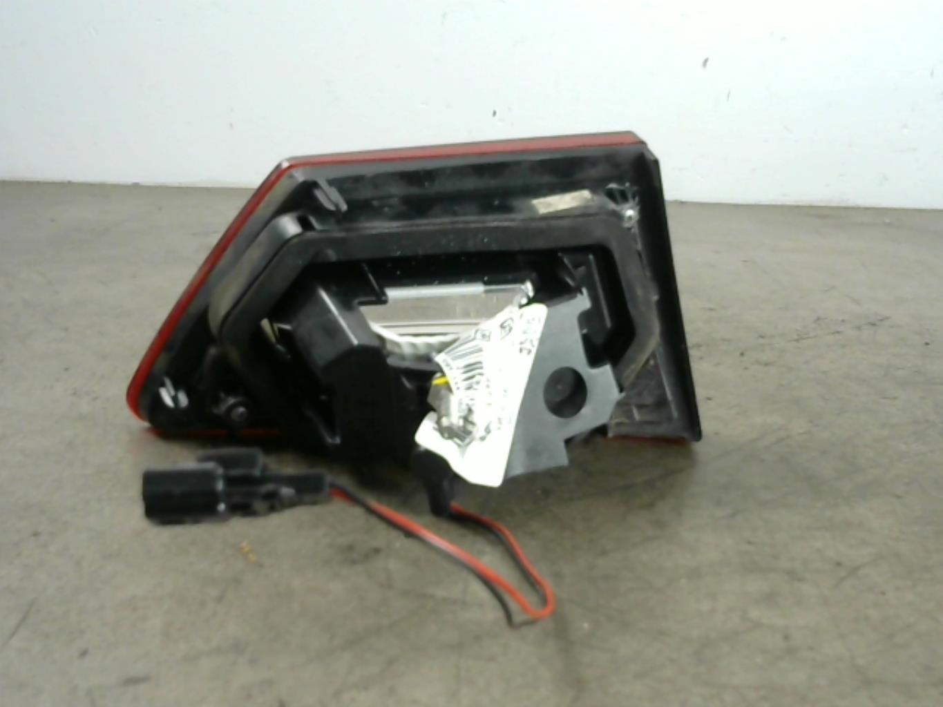 Feu arriere secondaire droit (feux) RENAULT CLIO 4 PHASE 1 Diesel - 1