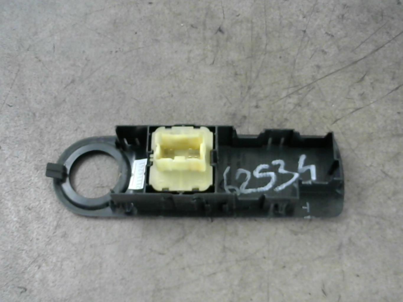 Interrupteur de leve vitre avant gauche RENAULT CLIO 4 PHASE 1 Diesel - 1