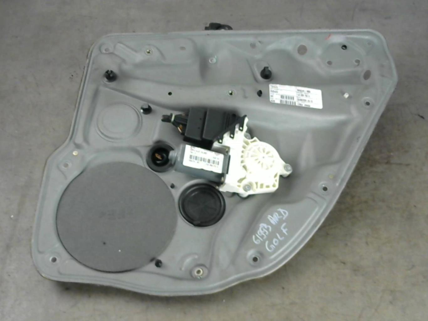 Alzacristalli elettrico posteriore destro VOLKSWAGEN GOLF 4 Diésel - 1