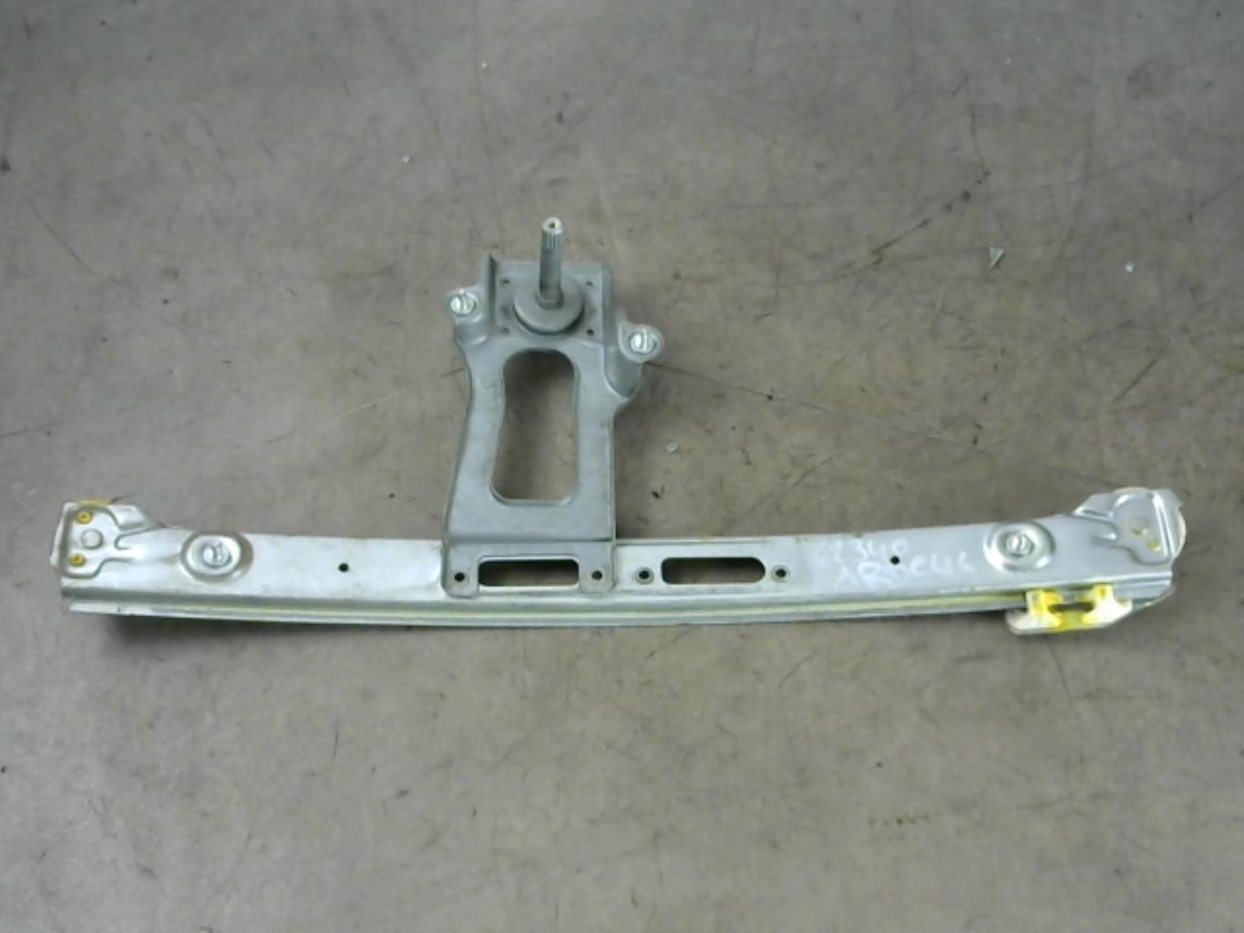 Alzacristalli manuale posteriore destro BMW SERIE 3 E46 TOURING PHASE 2 BREAK Diésel - 1