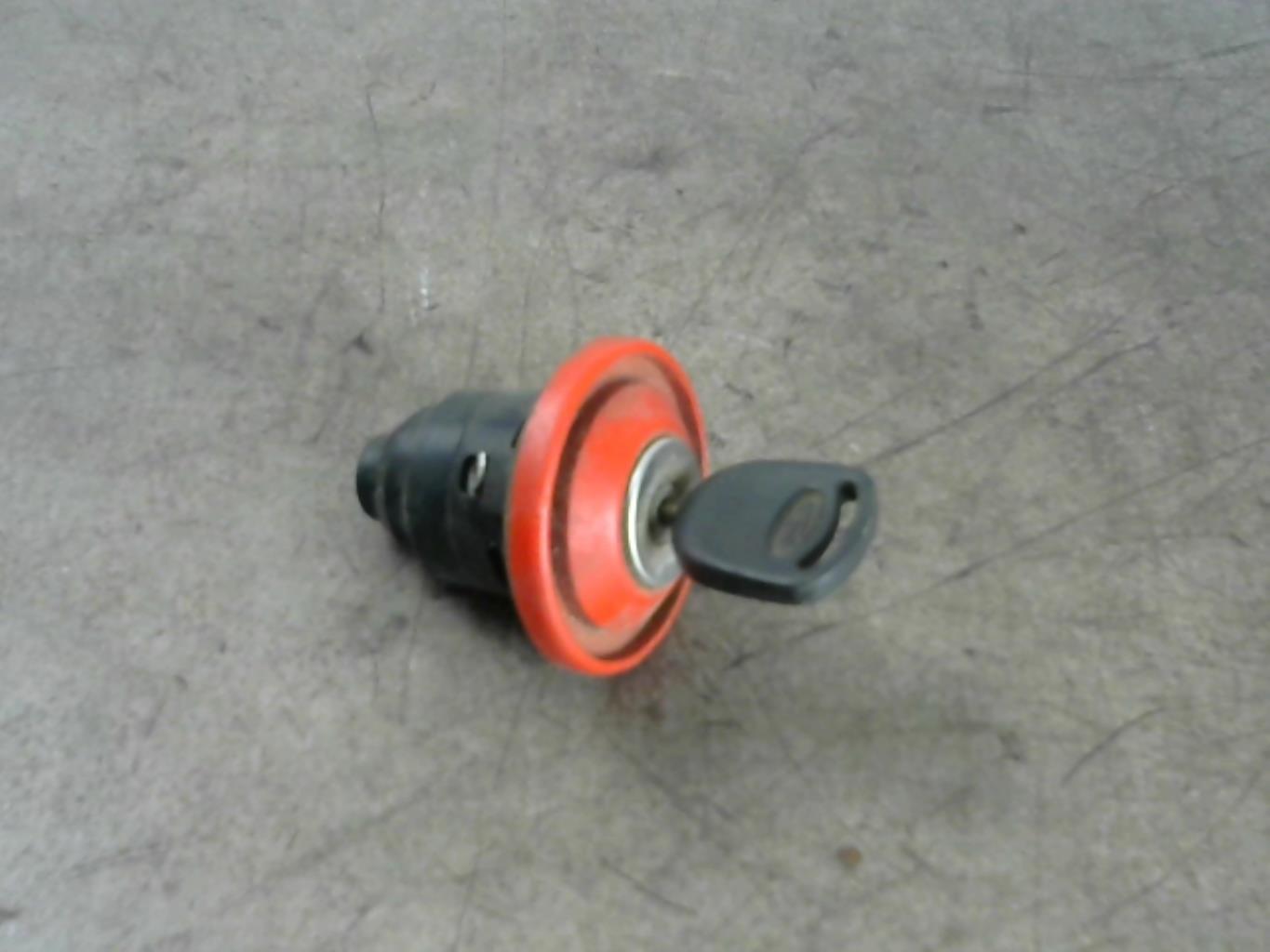 Trappe d'essence FORD ESCORT 6 Diesel - 1