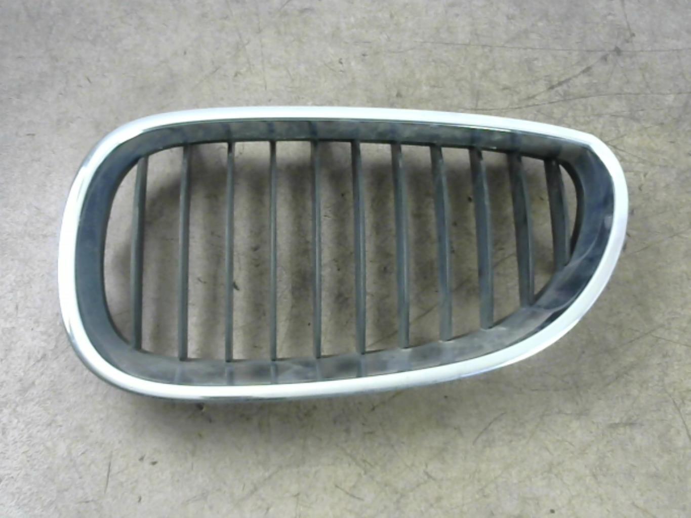 Calandre gauche BMW SERIE 5 E60 PHASE 2 Diesel - 1