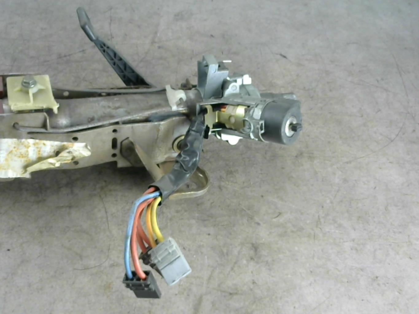 Piantone dello sterzo PEUGEOT 406 PHASE 1 BREAK Diésel - 1