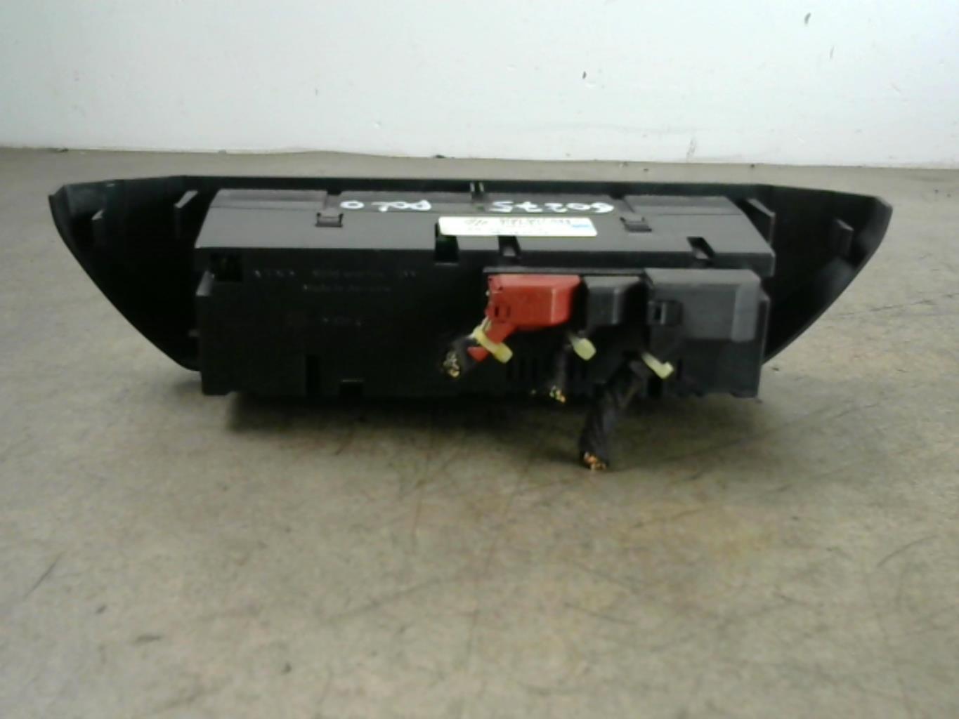 Commande chauffage VOLKSWAGEN POLO 4 PHASE 2 Diesel - 1