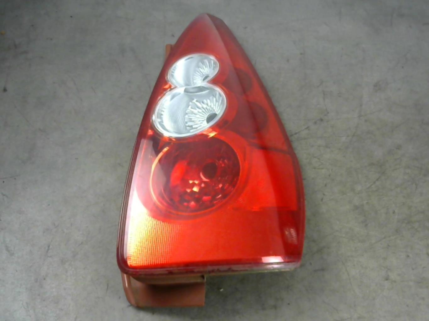 Fanale posteriore principale destro (luci) MAZDA 5 1 PHASE 1 Diésel - 1