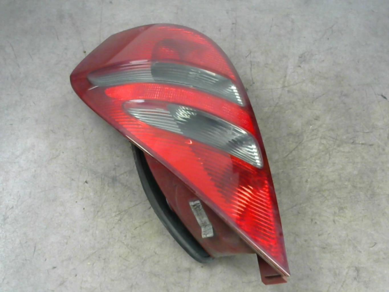 Fanale posteriore principale sinistro (luci) MERCEDES CLASSE A 169 PHASE 1 Diésel - 1
