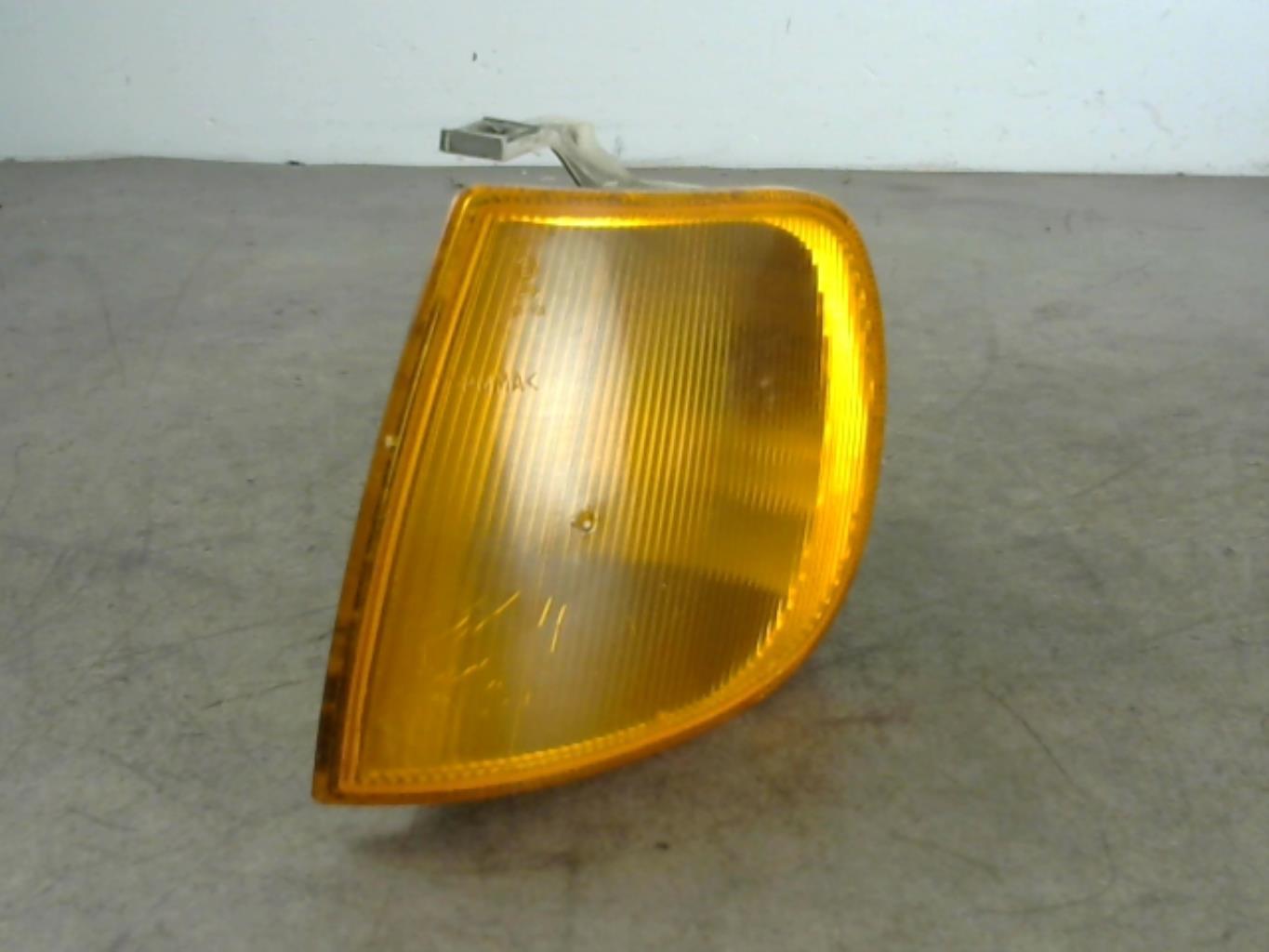 Gruppo ottico anteriore secondario sinistro (luci)(freccia) VOLKSWAGEN POLO 3 PHASE 1 Gasolina - 1