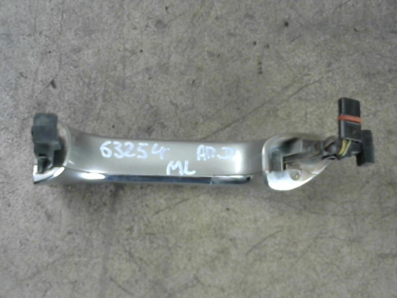 Maniglia portiera posteriore destra MERCEDES CLASSE M 164 PHASE 1 Diésel - 1