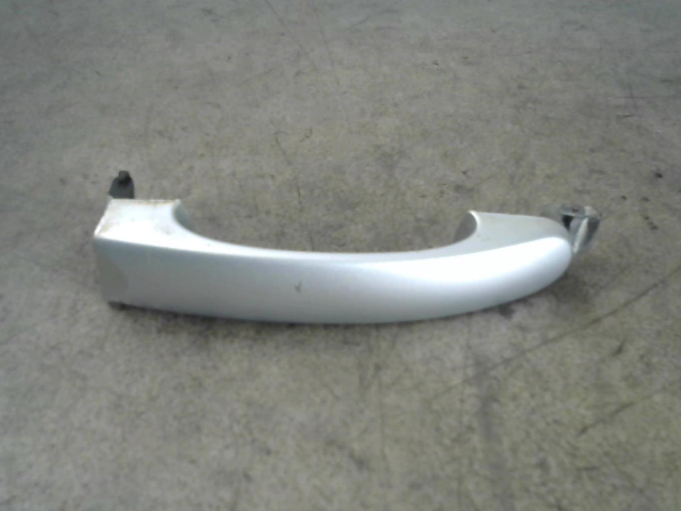 Maniglia portiera posteriore sinistra VOLKSWAGEN TOURAN 1 PHASE 2 Diésel - 1