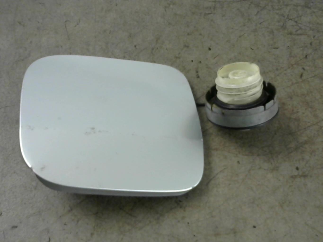 Trappe d'essence TOYOTA RAV4 2 PHASE 1 Diesel - 1