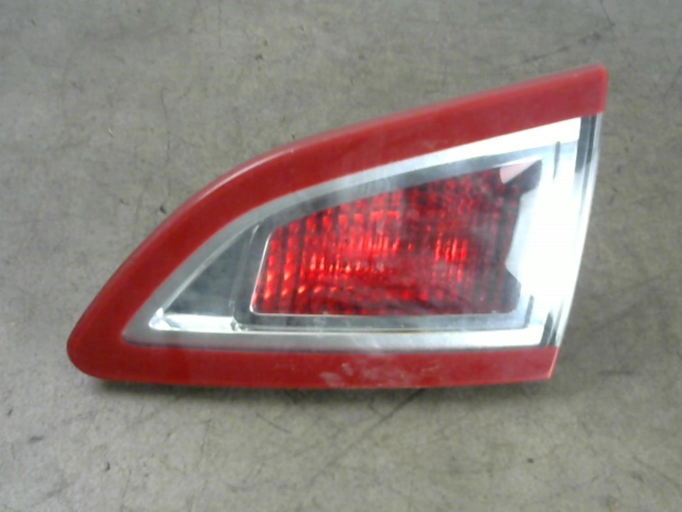 Feu arriere secondaire droit (feux) RENAULT SCENIC 3 PHASE 1 Diesel - 1