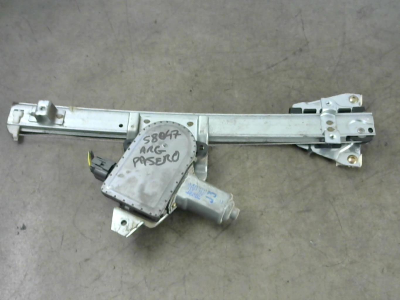 Alzacristalli elettrico posteriore sinistro MITSUBISHI PAJERO 3 PHASE 1 Diésel - 1