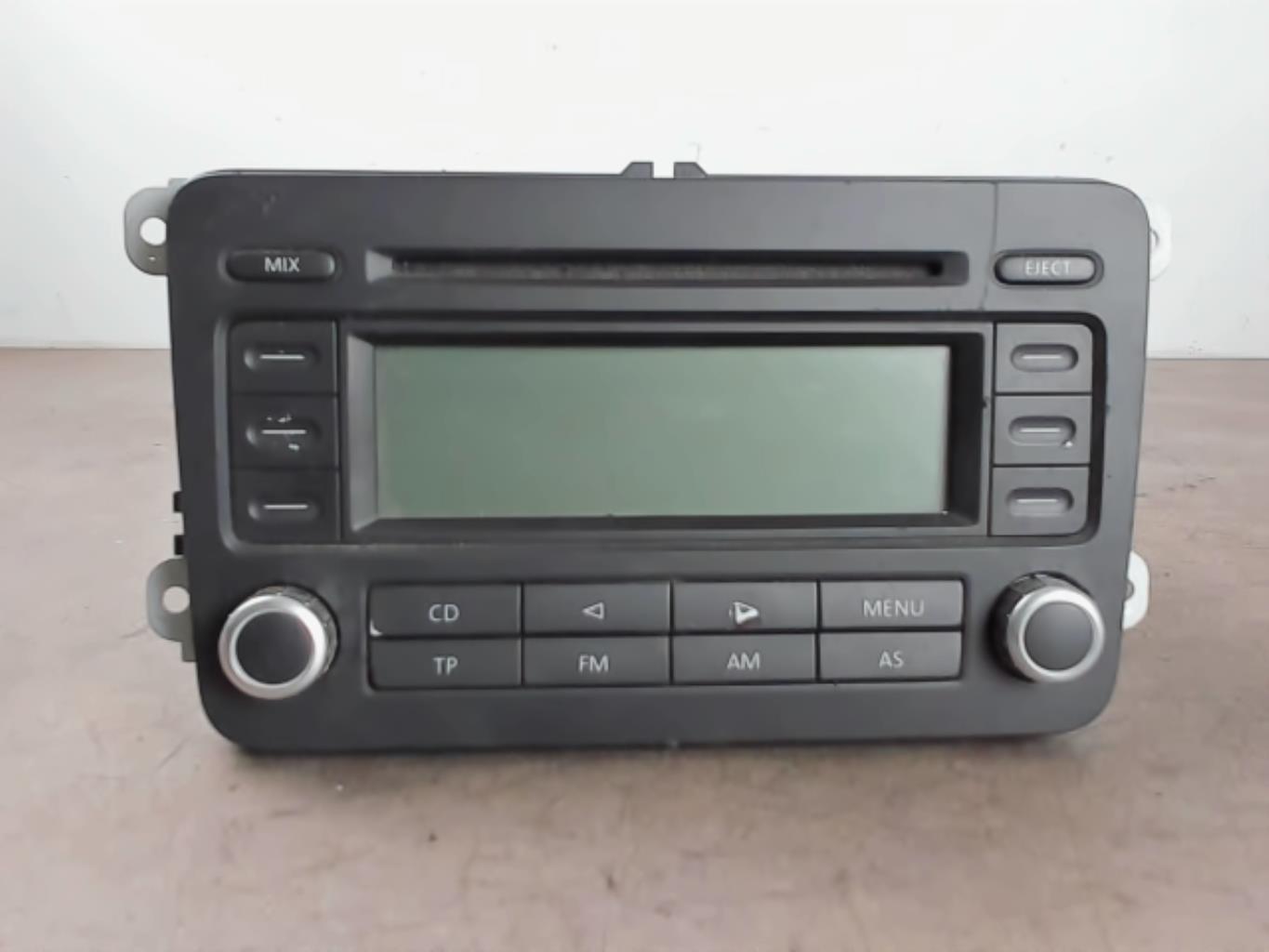 Autoradio VOLKSWAGEN GOLF 5 Diesel - 1