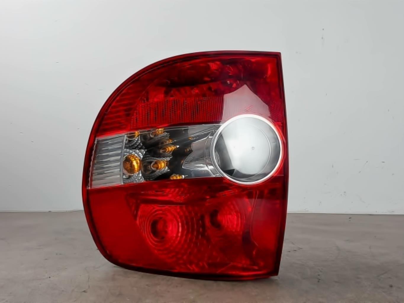 Fanale posteriore principale destro (luci) VOLKSWAGEN FOX Gasolina - 1