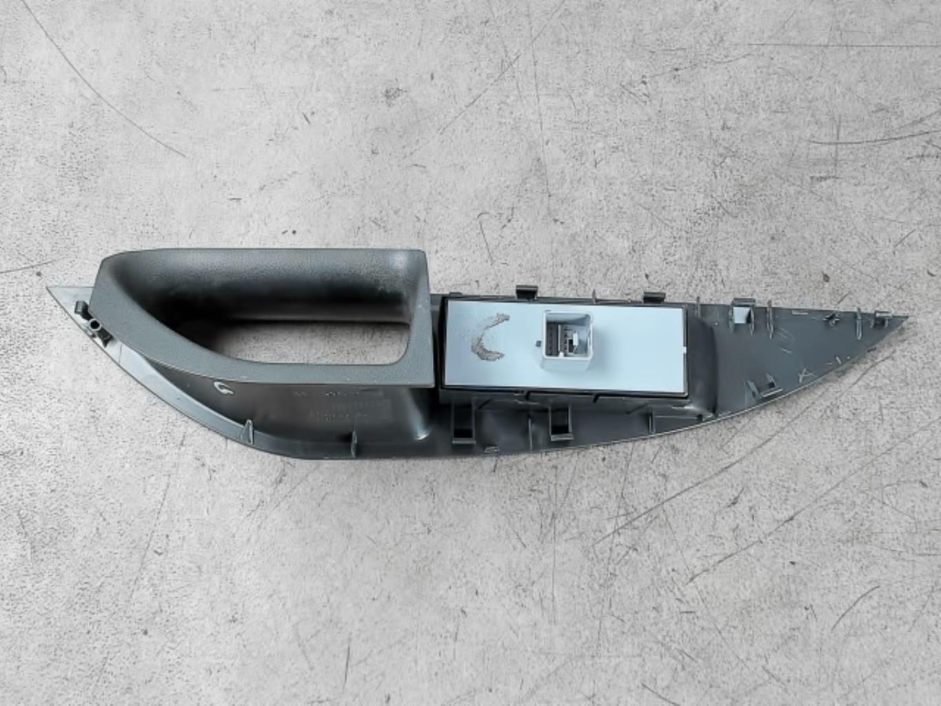 Interruttore lavacristalli anteriore sinistro SEAT TOLEDO 3 Diésel - 1