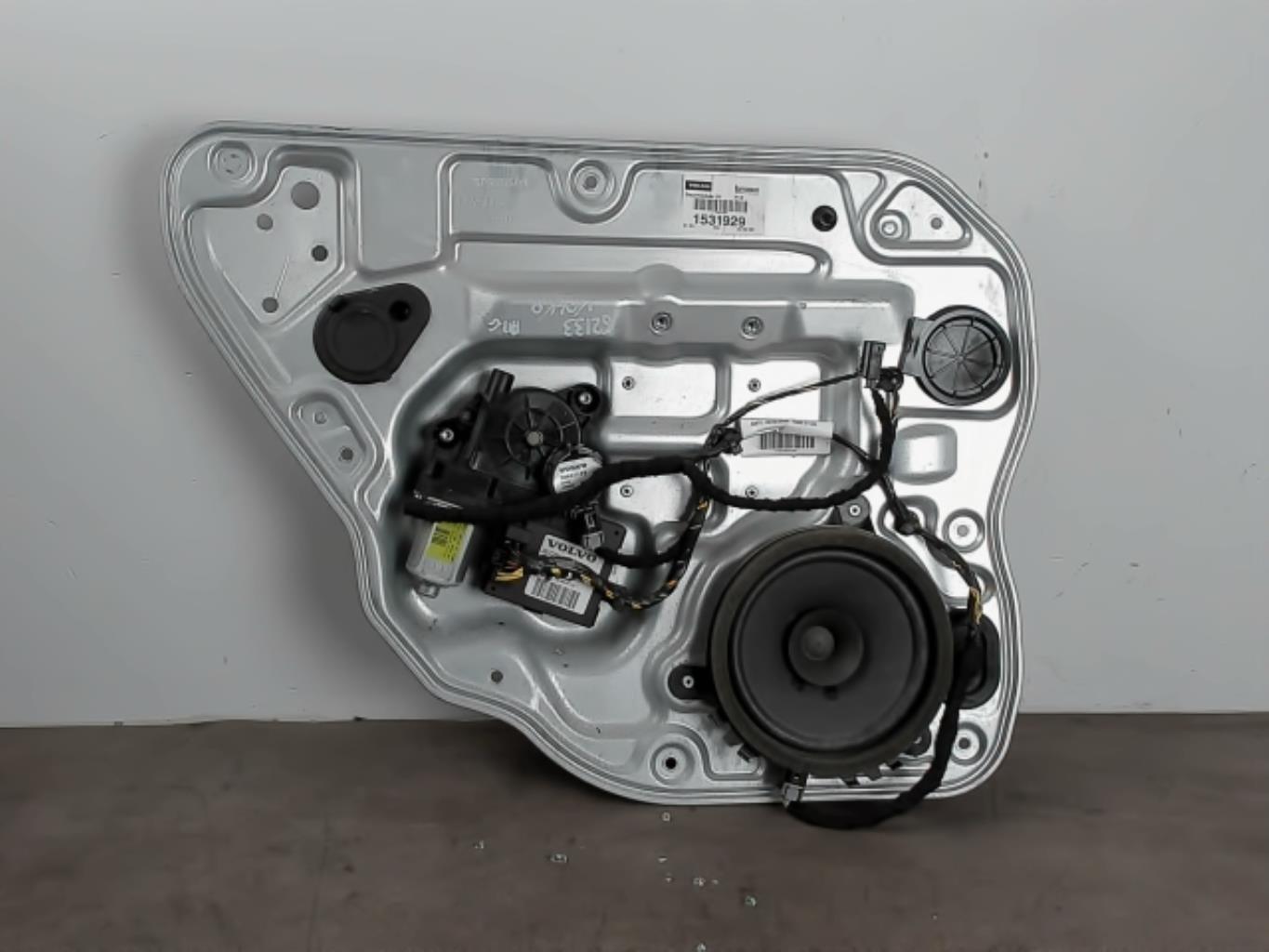 Alzacristalli elettrico posteriore sinistro VOLVO V 50 PHASE 2 BREAK Diésel - 1