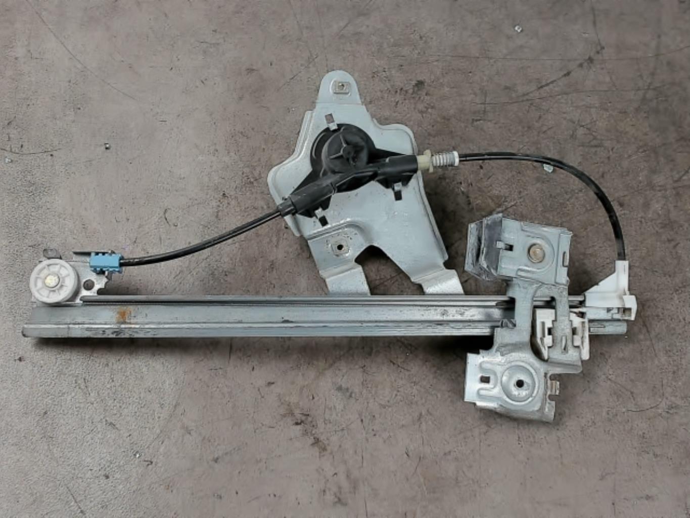Alzacristalli manuale posteriore destro SKODA OCTAVIA 1 PHASE 2 BREAK Diésel - 1