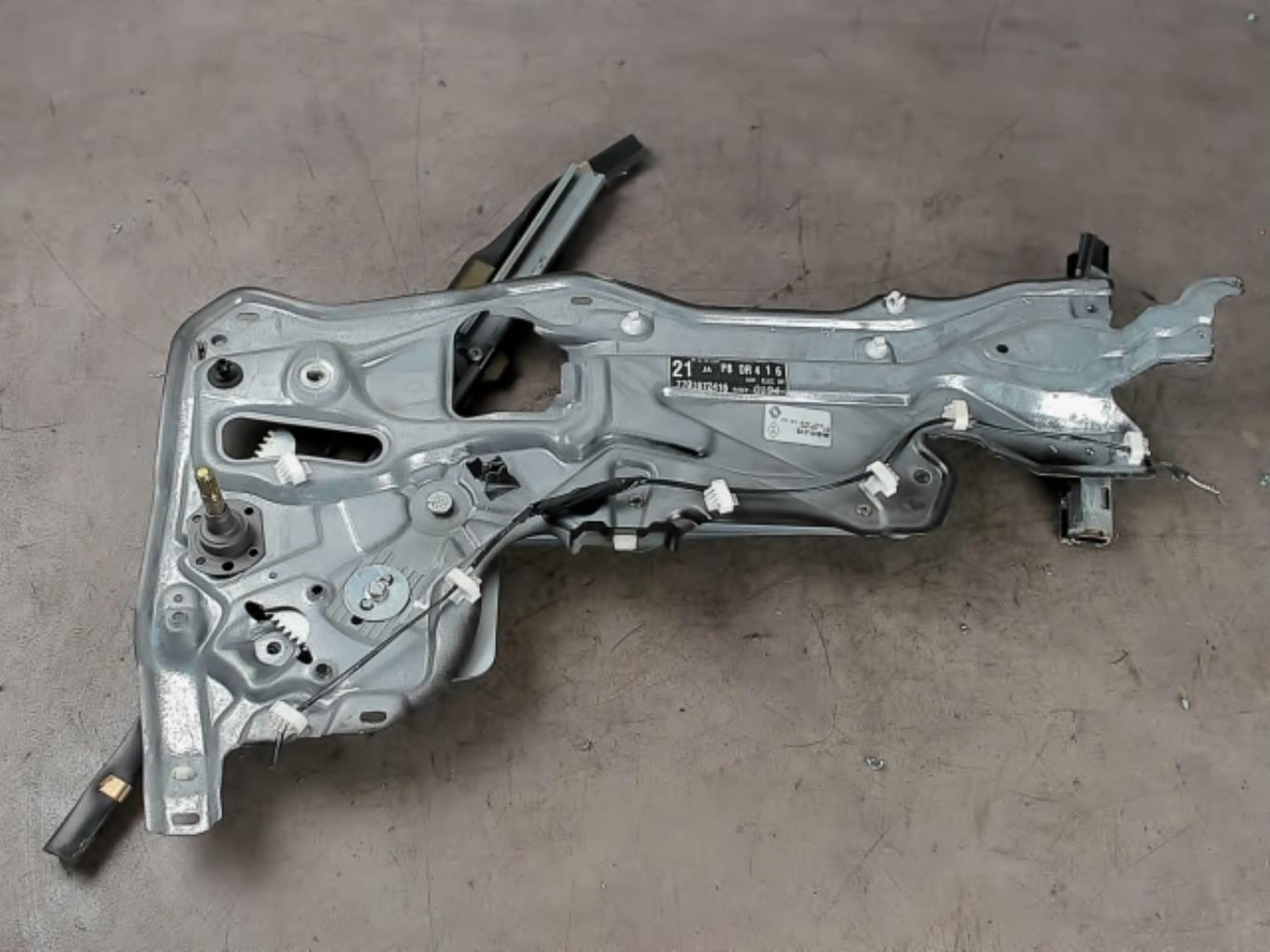Alzacristalli manuale posteriore destro RENAULT LAGUNA 1 PHASE 1 Gasolina - 1
