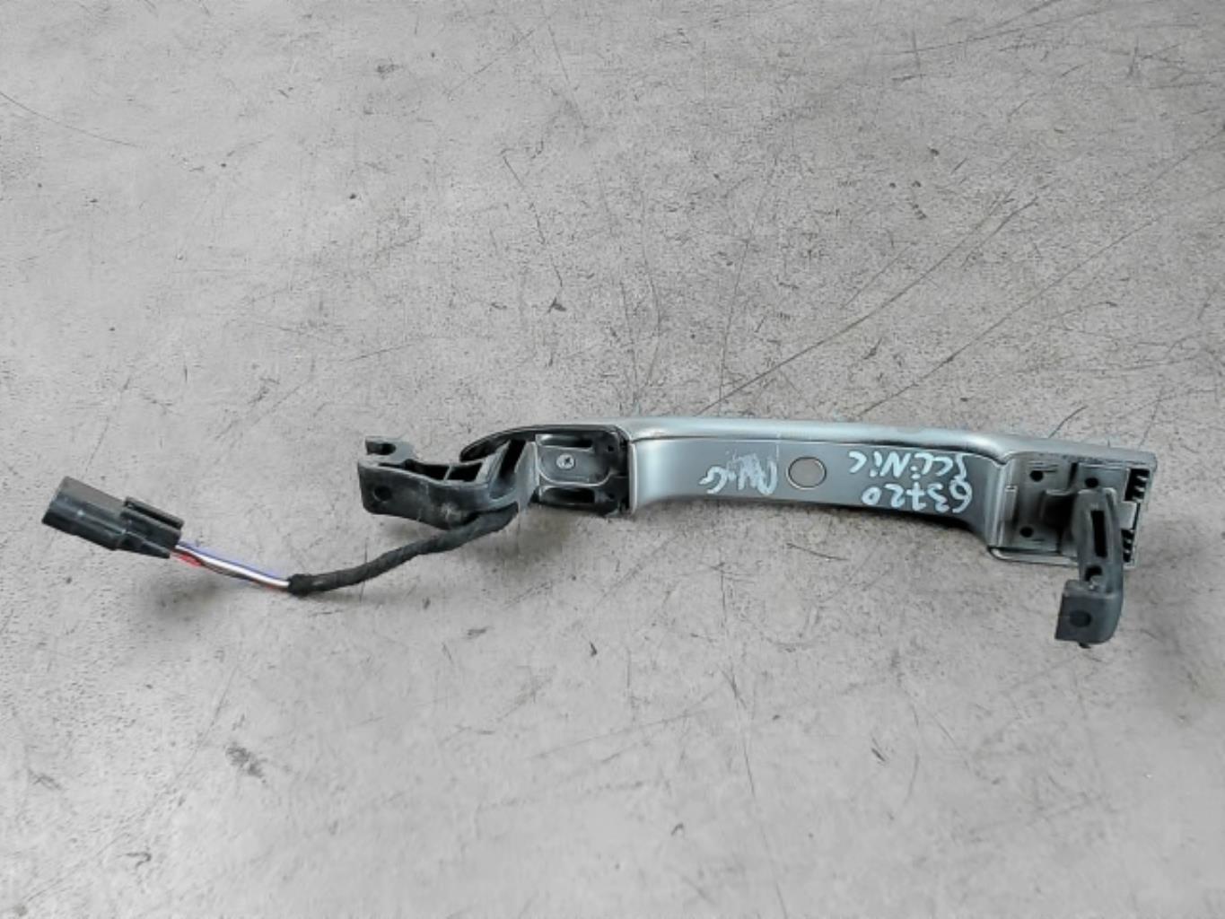 Maniglia portiera anteriore sinistra RENAULT GRAND SCENIC 3 PHASE 1 Diésel - 1
