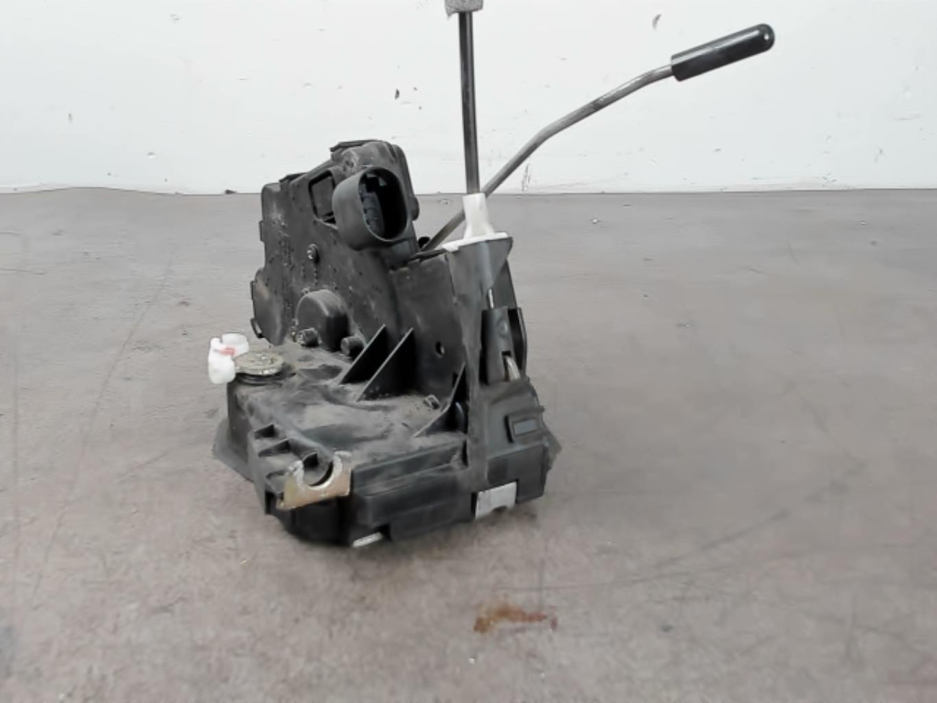 Serrure arriere droit BMW SERIE 3 E46 PHASE 2 Diesel - 1