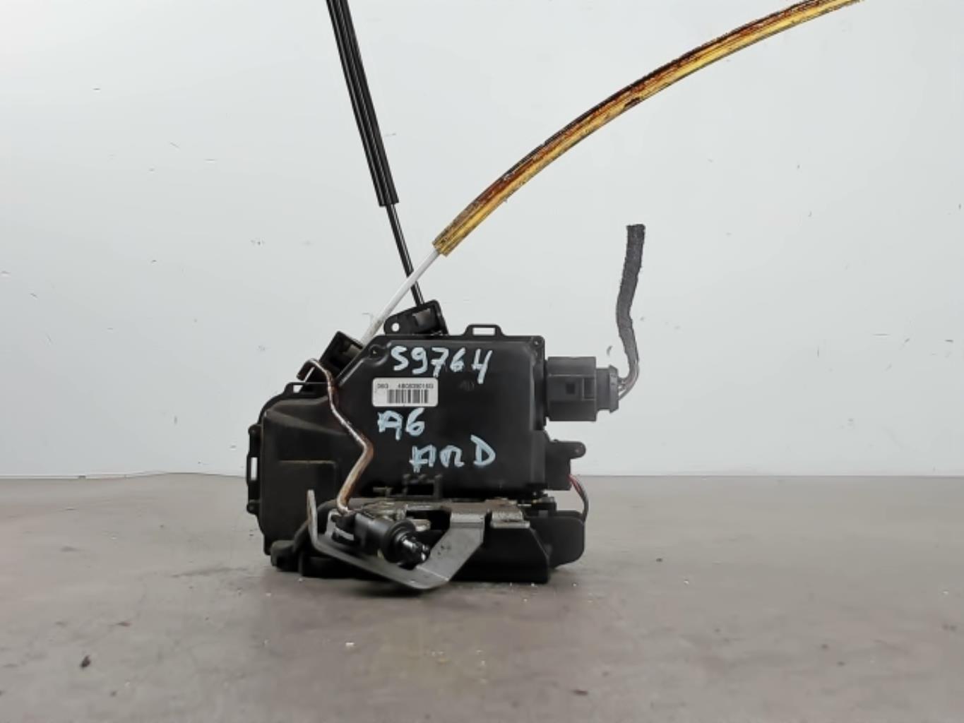 Serrure arriere droit AUDI A6 2 ALLROAD PHASE 2 BREAK Diesel - 1