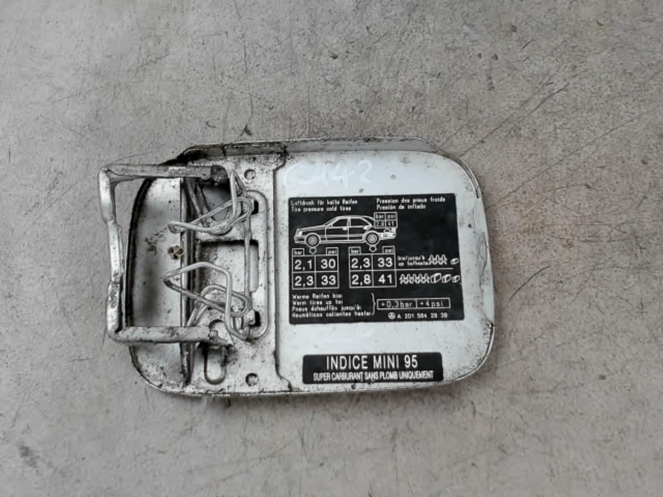 Sportello carburante MERCEDES CLASSE CLK 208 PHASE 1 COUPE Gasolina - 1