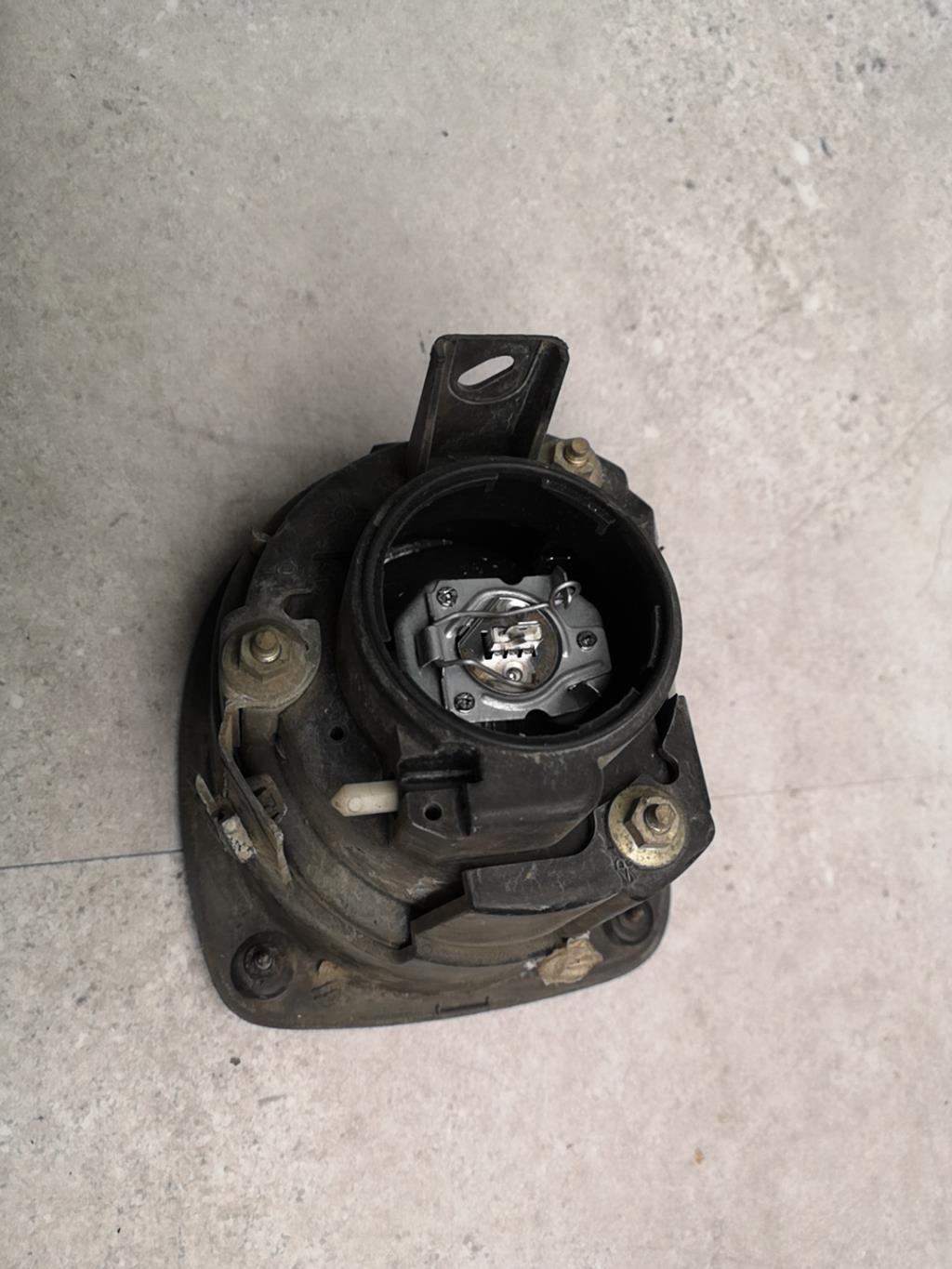 Fendinebbia sinistro (luce) RENAULT CLIO 2 PHASE 1 Gasolina - 1