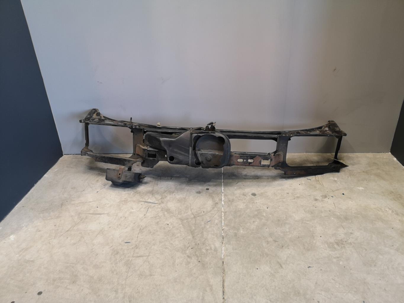Face avant VOLKSWAGEN PASSAT 5 Diesel - 1