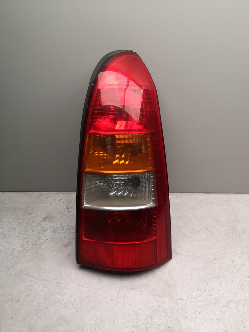 Fanale posteriore principale destro (luci) OPEL ASTRA G BREAK Diésel - 1
