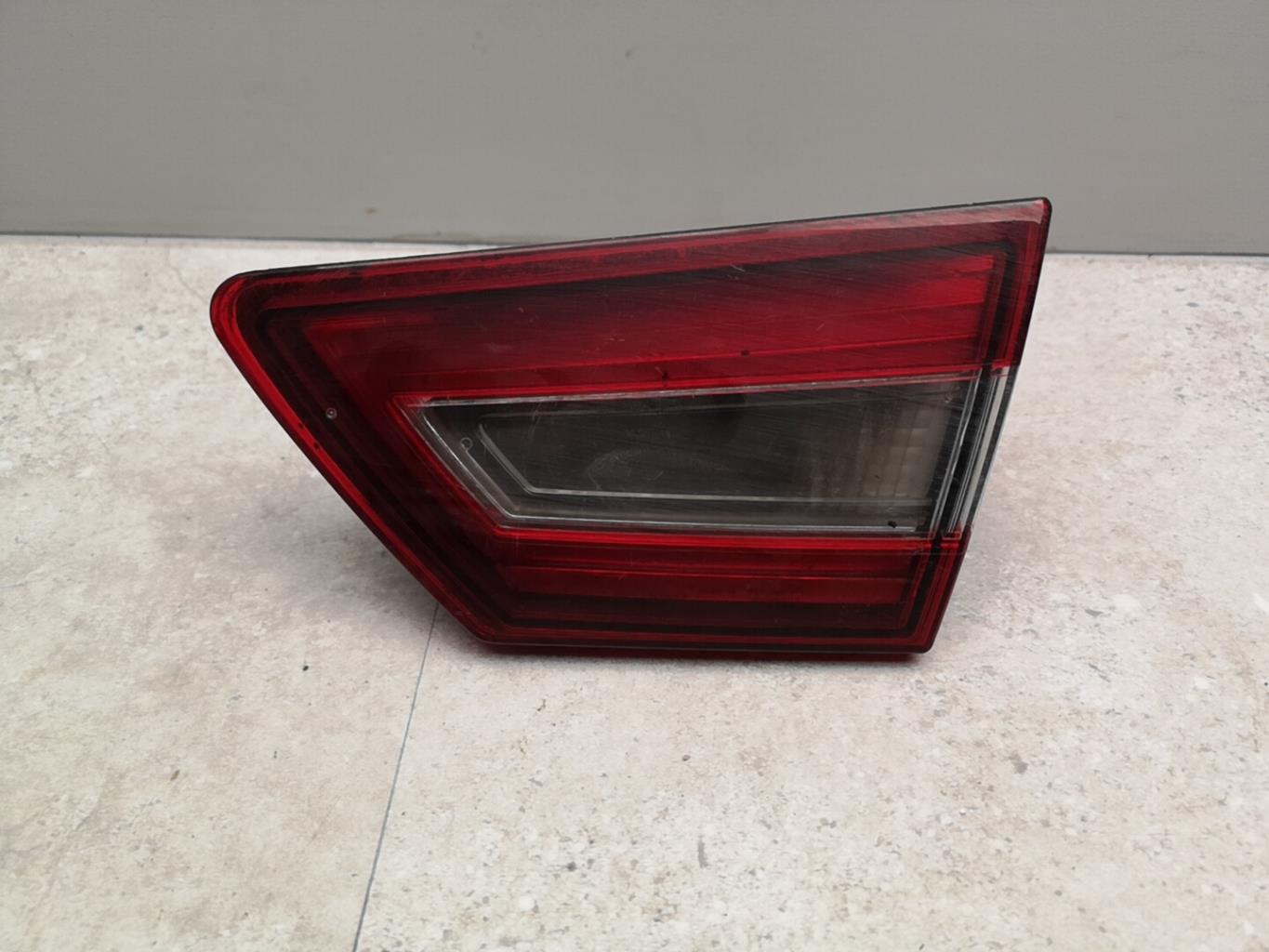 Feu arriere secondaire droit (feux) RENAULT CLIO 4 PHASE 2  - 1