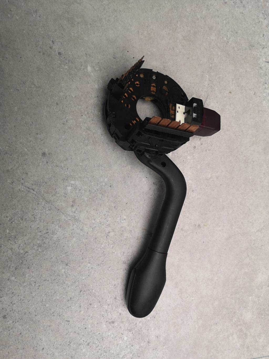 Commodo phare SEAT IBIZA 2 PHASE 2 Essence - 1