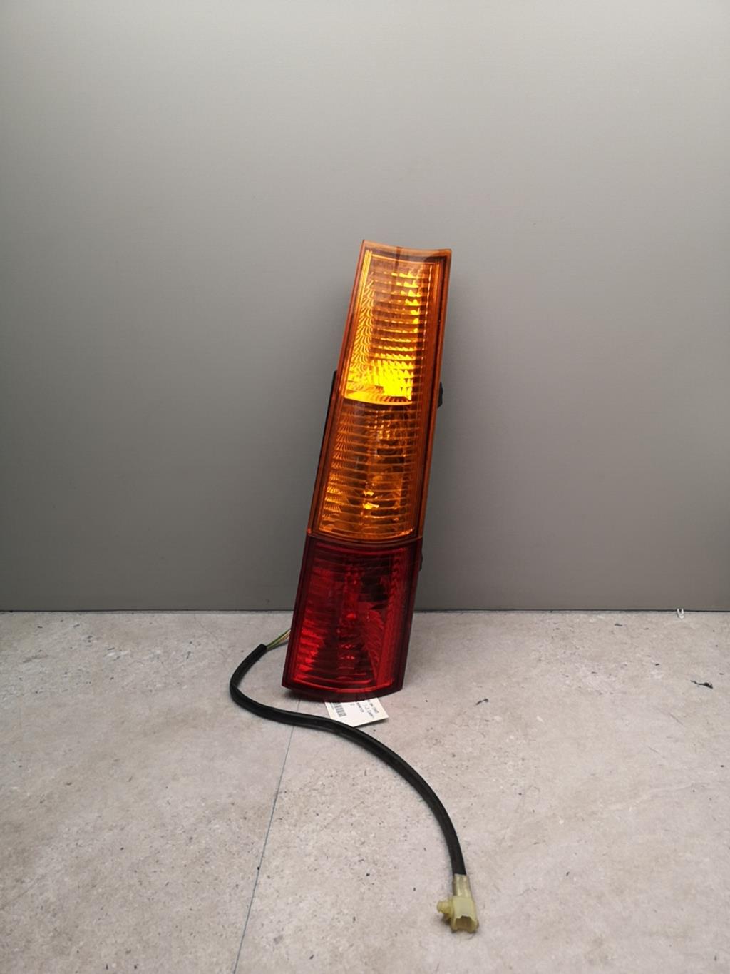 Fanale posteriore principale destro (luci) SUZUKI IGNIS 2 Gasolina - 1