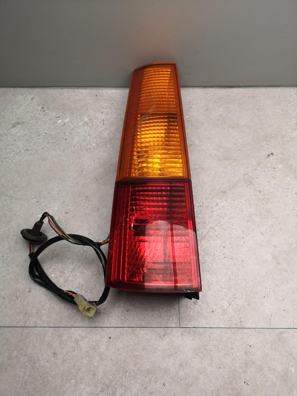 Fanale posteriore principale sinistro (luci) SUZUKI IGNIS 2 Gasolina - 1