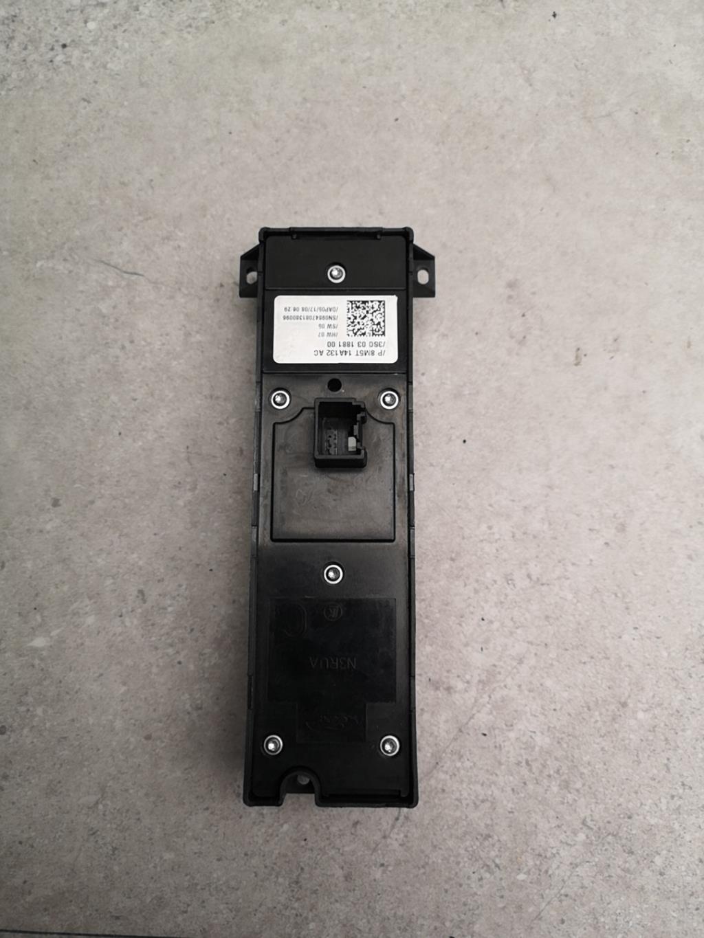 Interruttore lavacristalli anteriore sinistro FORD FOCUS 2 PHASE 2 Diésel - 1