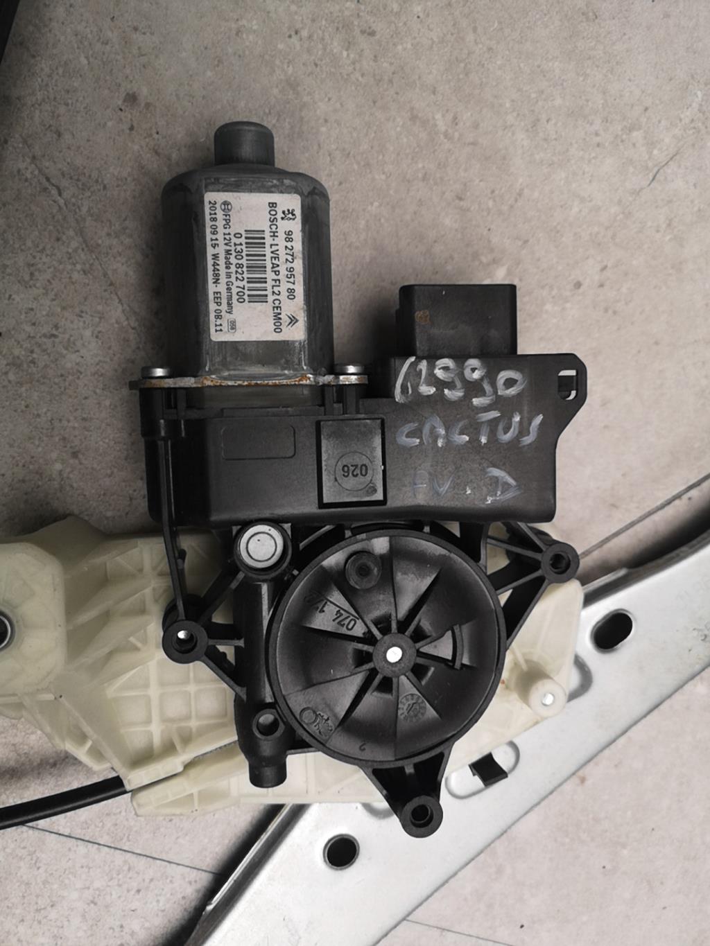 Alzacristalli elettrico anteriore destro CITROEN C4 CACTUS Diésel - 1