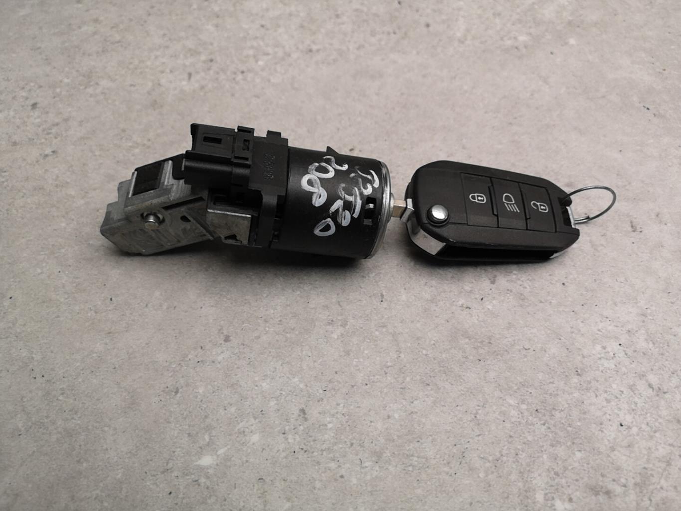 Immobilizzatore PEUGEOT 208 PHASE 1 Diésel - 1